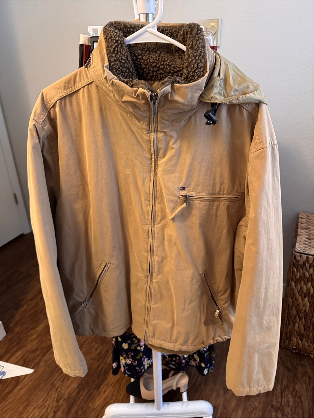 Men’s Tommy Hilfiger Khaki Zip-Up Field Jacket with Sherpa Collar